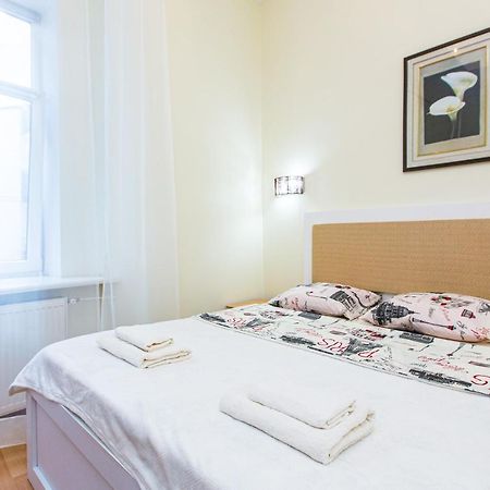 Біля Дзиги Сучасна Квартира На Вулиці Вірменській 35 Lviv Eksteriør billede